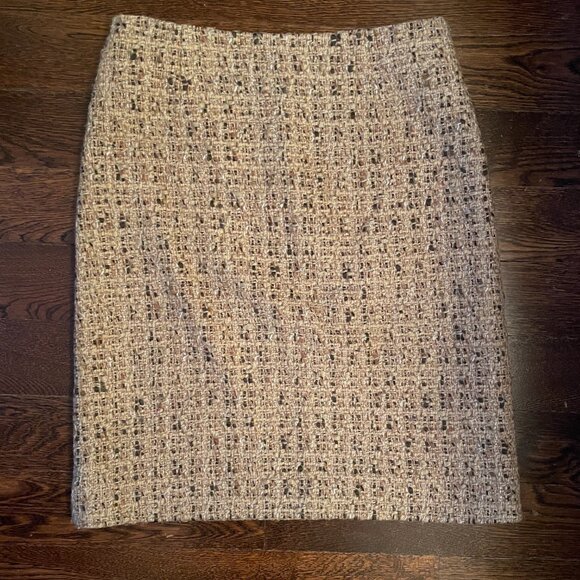 Hugo Boss Tweed Wool blend Miniskirt in Brown/Tan-Size 2 - Picture 3 of 10